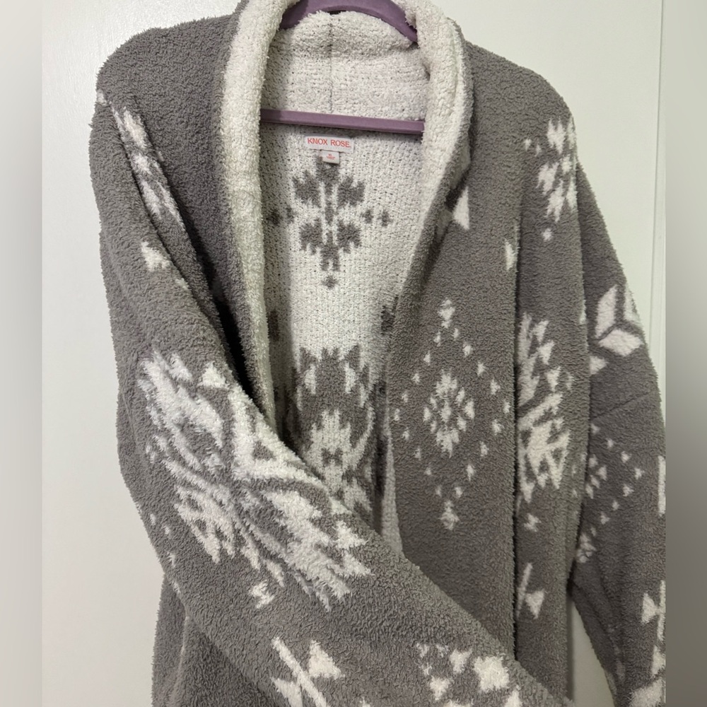 Knox Rose Gray and Cream Textured Cardigan - Picture 4 of 4